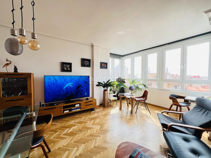 Foto c5b296ce-feae-4b45-9ac2-1fac632ca46b. Pis amb calefacció a Paseo Independencia Zaragoza