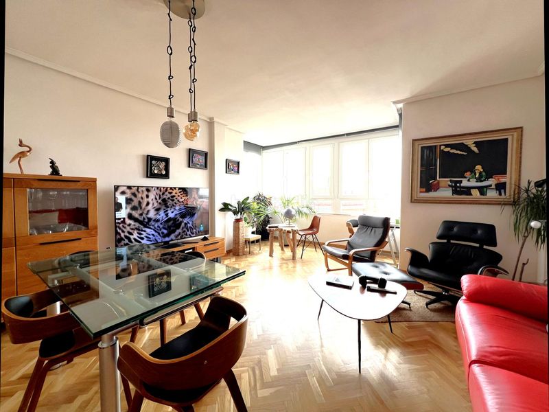 Foto c711b4f2-d8be-49ea-811e-ddd2973951c2. Pis amb calefacció a Paseo Independencia Zaragoza