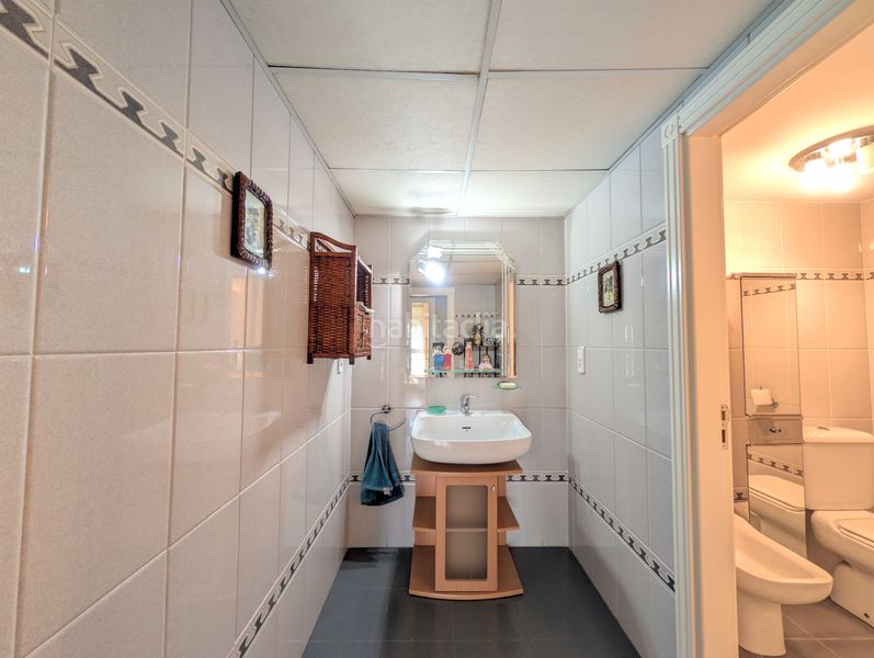 Foto 744e8b50-4756-4815-a077-5a92579c7df9. Casa adossada amb calefacció aparcament piscina a Zaragoza