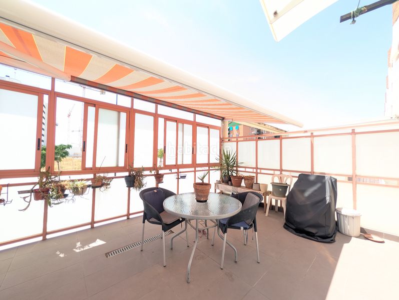 Foto c85c3ecd-08da-4a6b-ba22-faf014b3d07f. Casa adossada amb calefacció aparcament piscina a Zaragoza