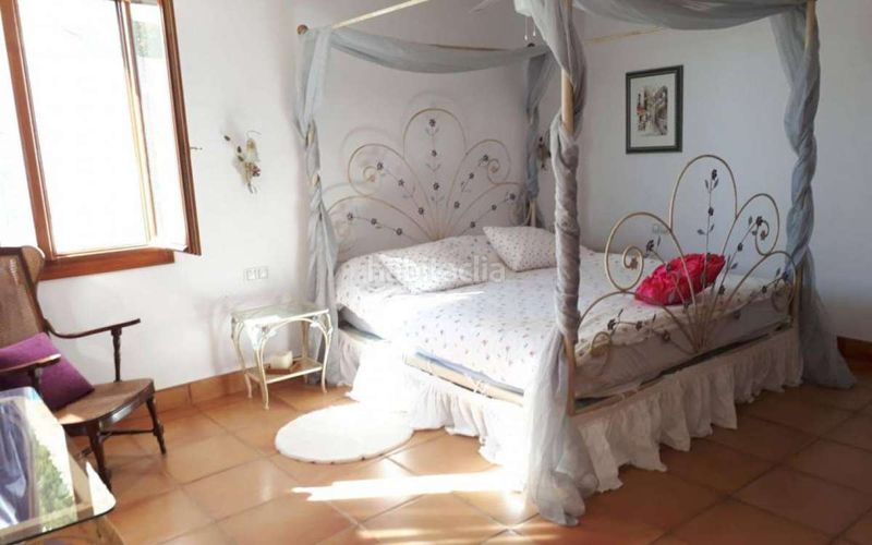 Foto 4781e1a1-0801-46b2-8d27-e157ef89d392. Casa amb aparcament a Pueblo Español-Coveta Fumá Campello (el)
