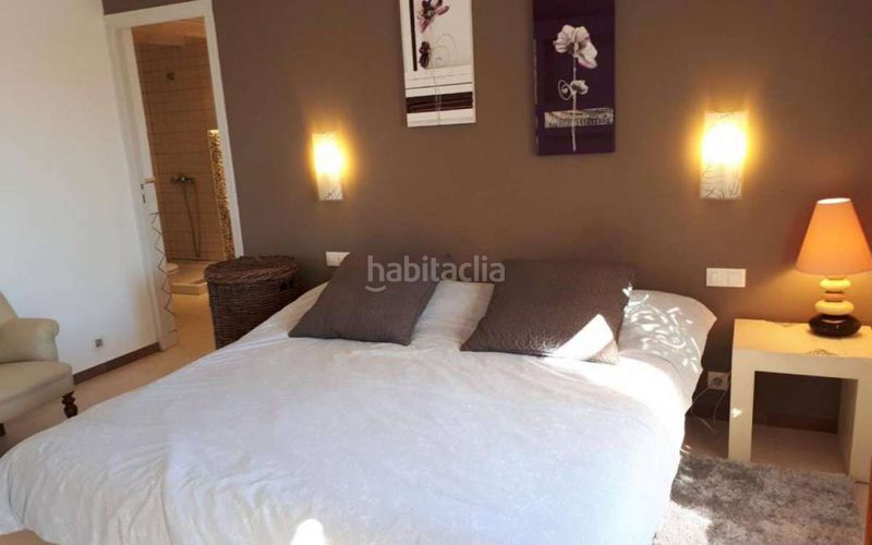 Foto 62d833a4-fba0-4660-8551-3be00acab68d. Casa amb aparcament a Pueblo Español-Coveta Fumá Campello (el)