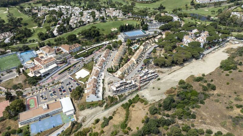Foto a18cdb86-de7d-44b8-b15a-28927ac5fe2b. Planta baixa amb piscina a Aloha Marbella