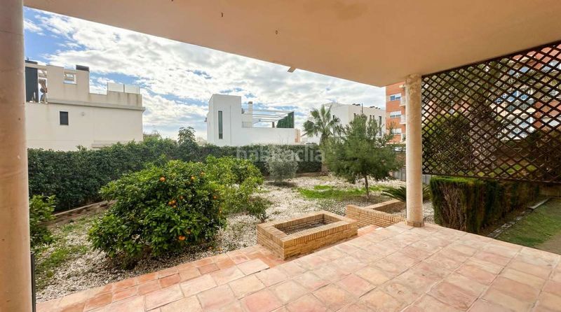 Foto 0b0012d1-ca79-4649-880d-9cb54a0a2bcd. Casa a Playa Muchavista Campello (el)
