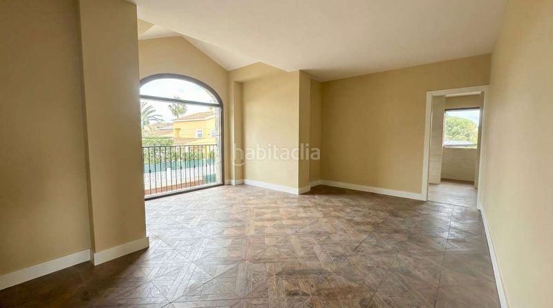 Foto a3cca66f-a54d-4739-9a35-3596532b888e. Casa a Playa Muchavista Campello (el)