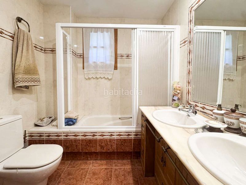 Foto 72c35398-07a1-4066-9049-f2960385bd4c. Casa amb aparcament piscina a Bonalba-Cotoveta Mutxamel