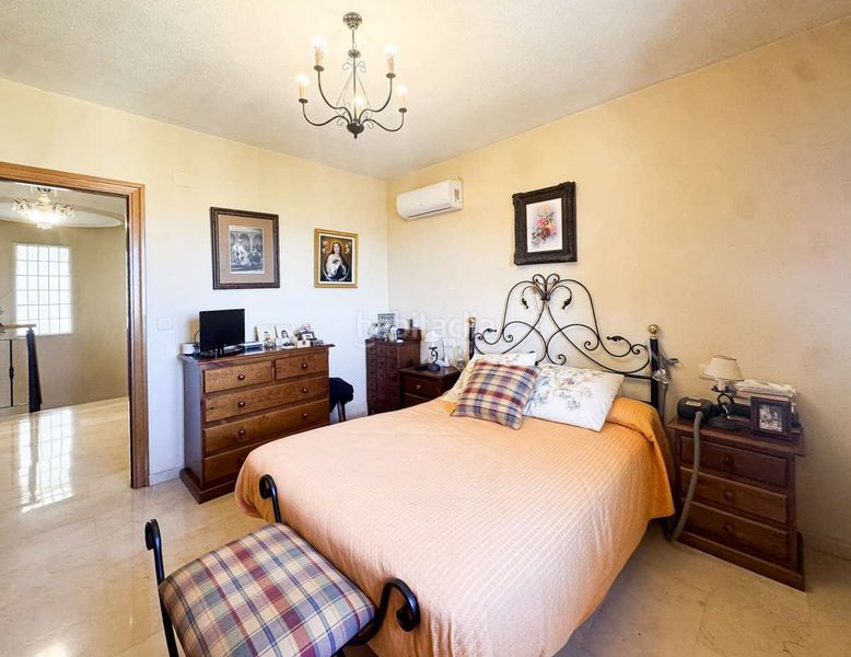 Foto ff84ea92-03bc-4e70-9774-6fe1a3e67174. Casa amb aparcament piscina a Bonalba-Cotoveta Mutxamel