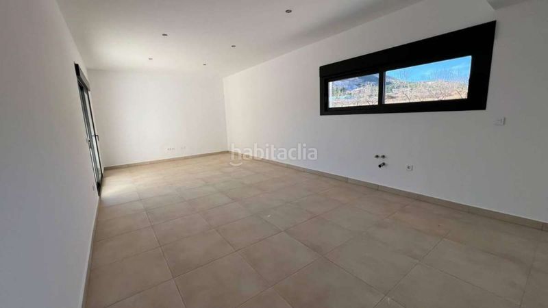 Foto b77897f3-6b15-46fa-a7ad-021d6aa50a7c. Casa a Abanilla