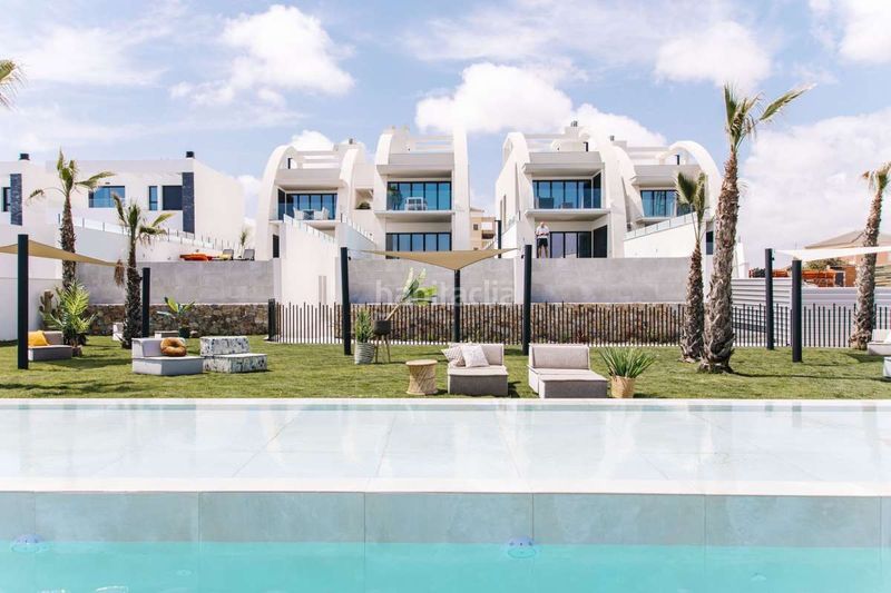 Foto 015c9889-8664-46f6-9751-80c120713f0b. Casa a Rojales