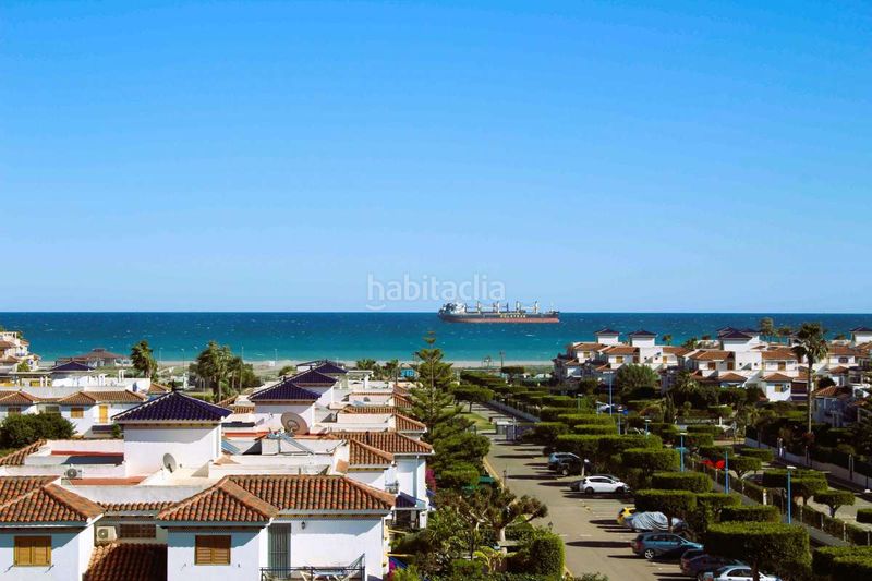 Foto b6833656-77a4-44d7-8d1e-207a30bef4c7. Piso en puerto Vera Vera
