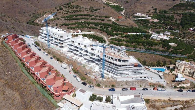 Foto 33026758-5b34-415e-9145-0d3350cac617. Planta baixa amb piscina a El Peñoncillo Torrox