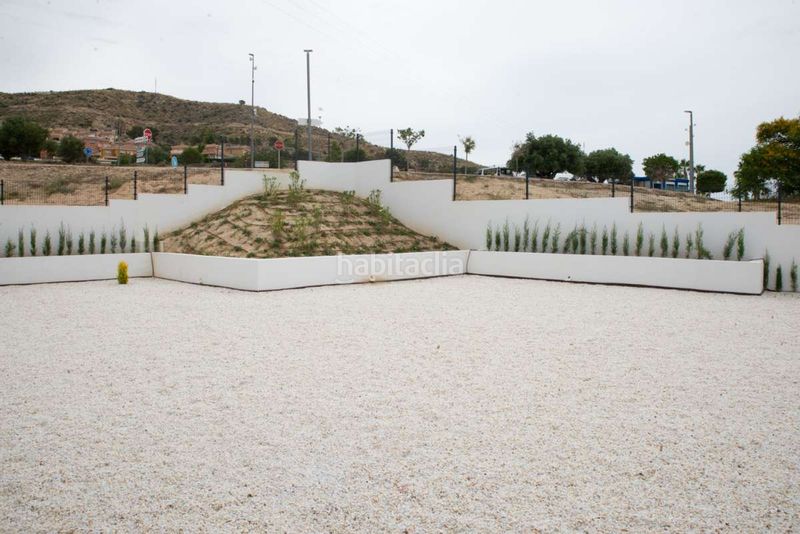 Foto 26e3f3d9-23d0-4adc-9ea5-4112d38f2ce6. Casa amb piscina a Busot