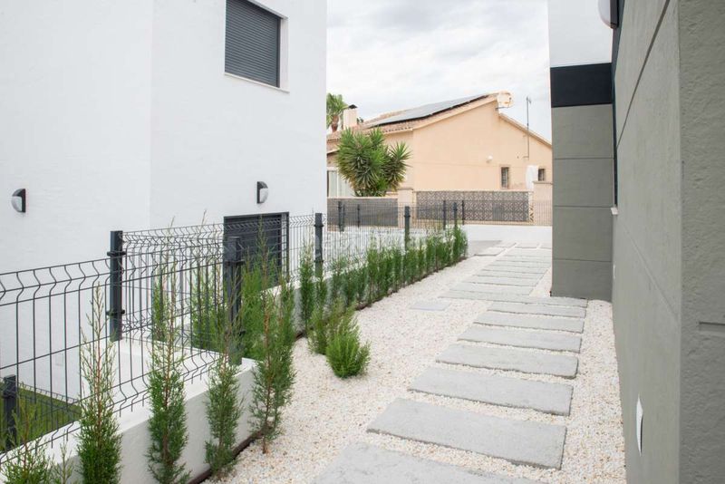 Foto 4b133dc7-9353-449b-bec3-8d4436691434. Casa amb piscina a Busot