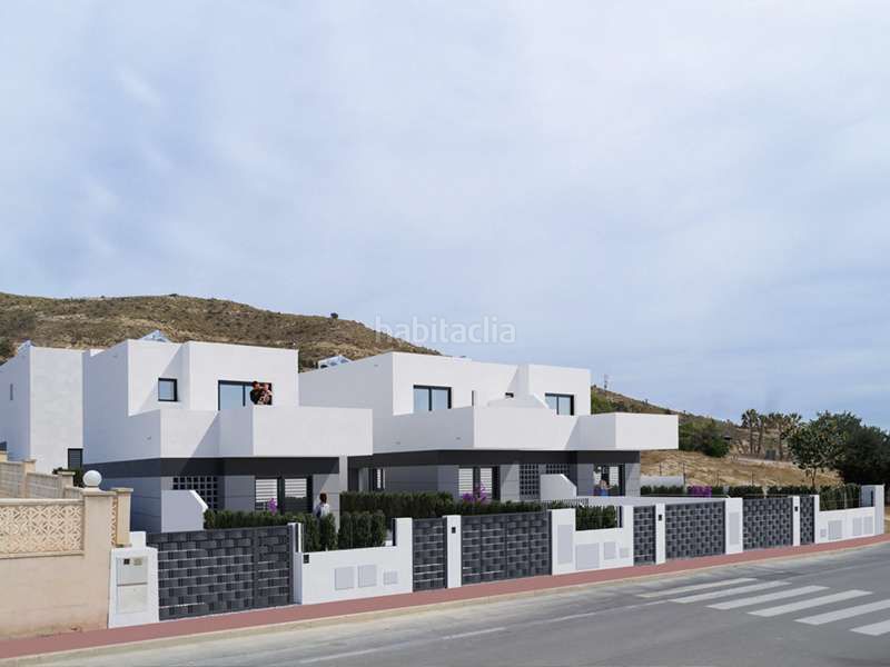 Foto 51bcb175-0d82-459b-bede-0aef1b271e3b. Casa amb piscina a Busot