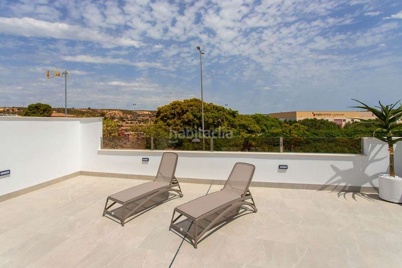 Foto 78135f0a-13f0-4b8d-82bd-c601d264691a. Casa aparellada a Sucina Murcia
