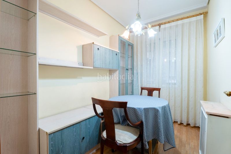 Foto 053d3e9d-2d9a-448d-ae57-59bd8e6a6db8. Pis amb calefacció a Argüelles Madrid