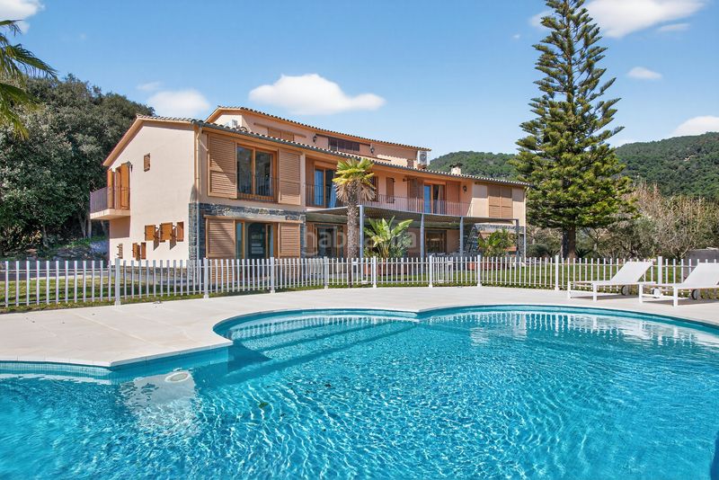 Foto 908dc9cf-65bf-4830-9105-b9b094c74aa5. Casa amb calefacció aparcament piscina a Arenys de Munt