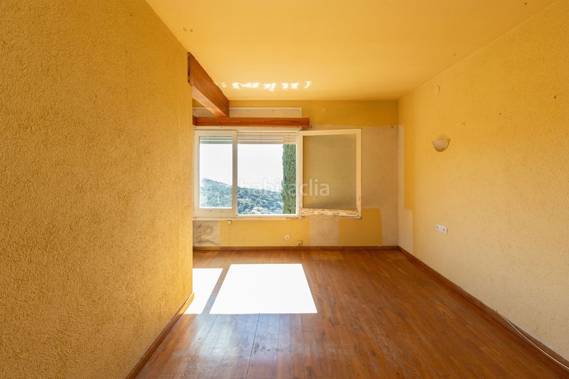 Foto 1fd0e201-6a8b-4233-9789-d070c6a39ca1. Casa amb calefacció aparcament piscina a Cabrera de Mar