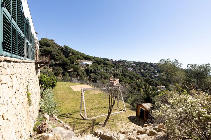 Foto 4db9827d-9fb6-4d7c-a98f-36728f155518. Casa amb calefacció aparcament piscina a Cabrera de Mar