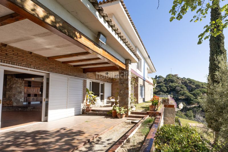 Foto a9879f90-2445-4f7d-b1eb-3883e0a34200. Casa amb calefacció aparcament piscina a Cabrera de Mar