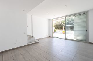 Casa a Urbanitzacions. Casa en venta en sant pol de mar con vistas al mar y piscina
