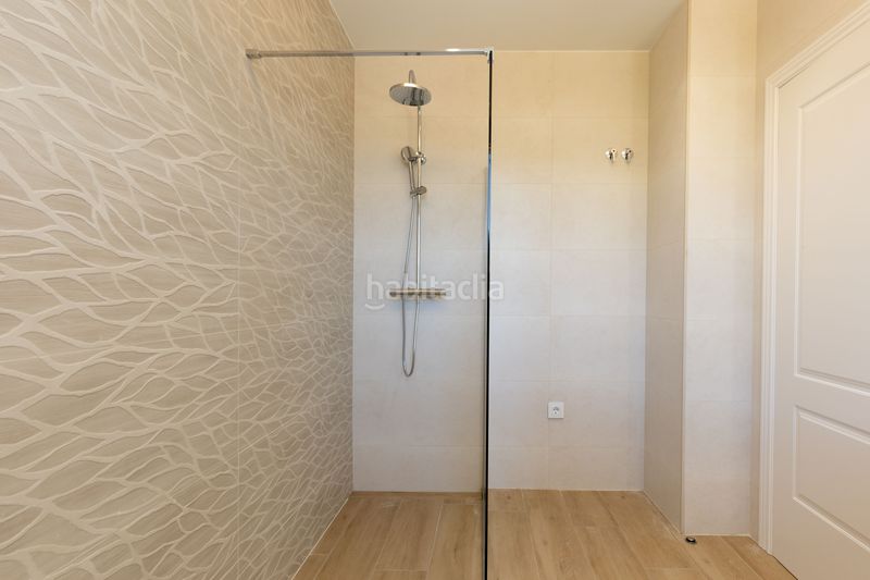 Foto 201f51f4-ecbd-4e0d-bcca-8a775fc41b05. Casa amb calefacció aparcament piscina a Victoria-Les Vil·les-Canyadell Arenys de Mar