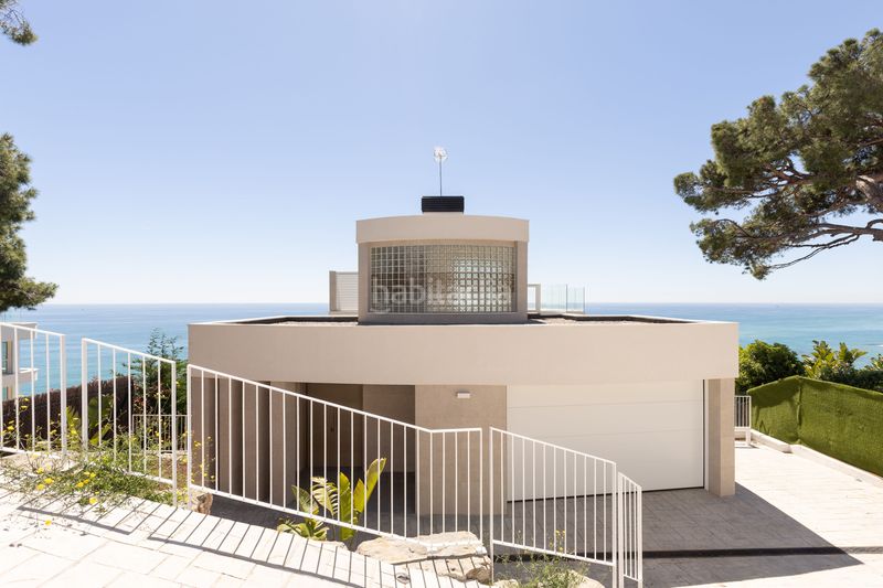 Foto 45210908-cdd3-4512-9c34-1420f97b8355. Casa amb calefacció aparcament piscina a Victoria-Les Vil·les-Canyadell Arenys de Mar