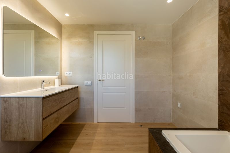 Foto 9c3d9715-d981-4c41-b846-1e383a5f3bd5. Casa amb calefacció aparcament piscina a Victoria-Les Vil·les-Canyadell Arenys de Mar