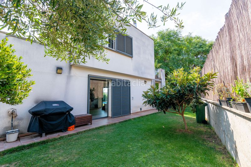 Foto 5f5ed2eb-07f4-46d4-a1fa-73d473b65c2e. Casa amb aparcament piscina a Vallveric Mataró