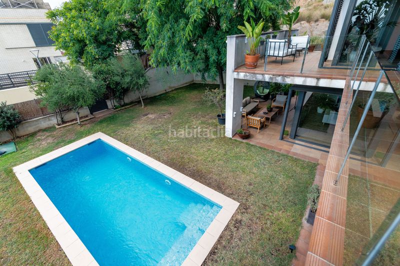Foto 10d823b9-aaf2-4dd8-906b-4085153d8282. Casa amb aparcament piscina a Vallveric Mataró