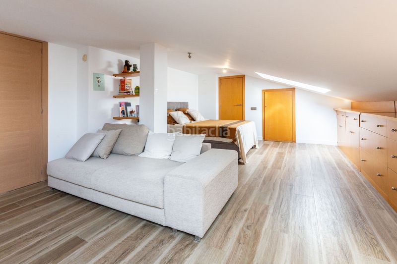 Foto 1ae9932a-7277-46dd-8f66-a091f4d5867a. Pis amb calefacció aparcament piscina a Tiana