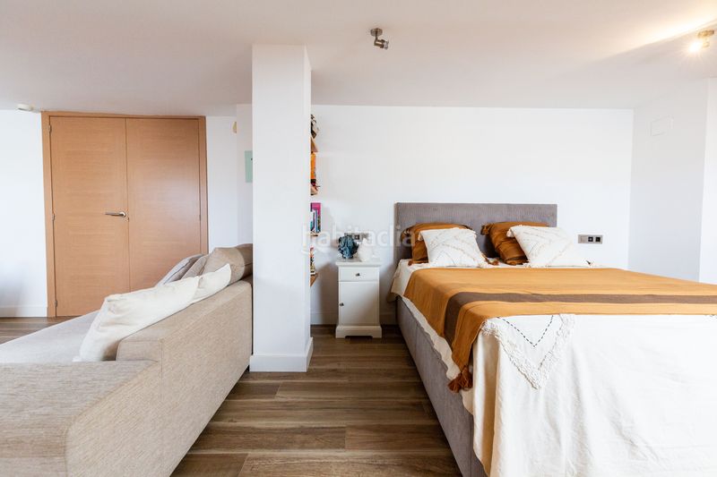 Foto 33869c07-d5fa-4b29-93ee-8870931bd2f6. Pis amb calefacció aparcament piscina a Tiana