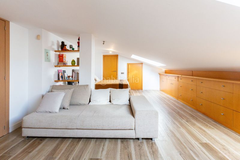 Foto 3e922831-867b-45f7-bdea-79c53cf339c6. Pis amb calefacció aparcament piscina a Tiana