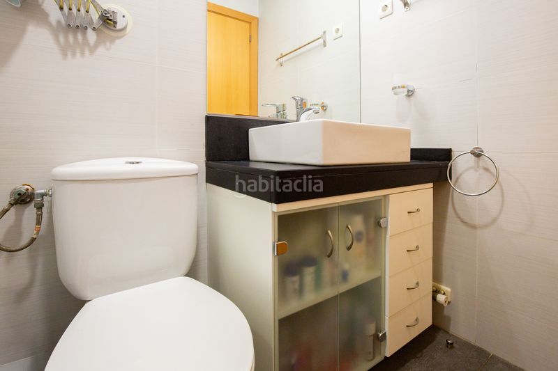 Foto 5b75266f-40db-48dc-a4d4-16d659e44894. Pis amb calefacció aparcament piscina a Tiana