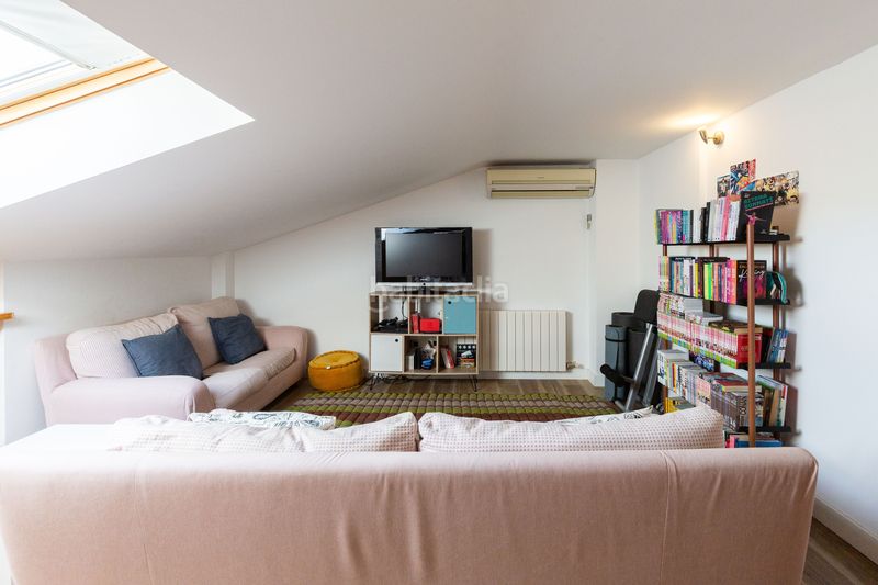 Foto 668dfb98-22af-4172-9244-17a1bf148e9d. Pis amb calefacció aparcament piscina a Tiana