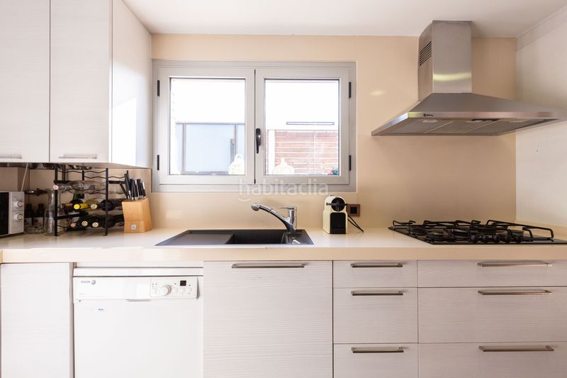 Foto d066d5c3-ede4-4fce-b861-f0cbb9f5bfd6. Pis amb calefacció aparcament piscina a Tiana