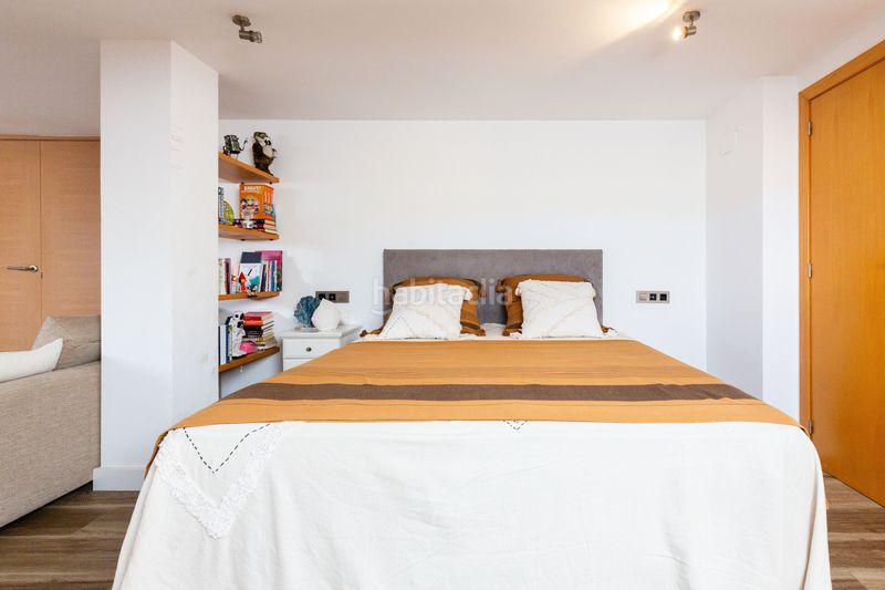 Foto d085e876-1592-4dc8-b93c-0ed8e9f9cd94. Pis amb calefacció aparcament piscina a Tiana