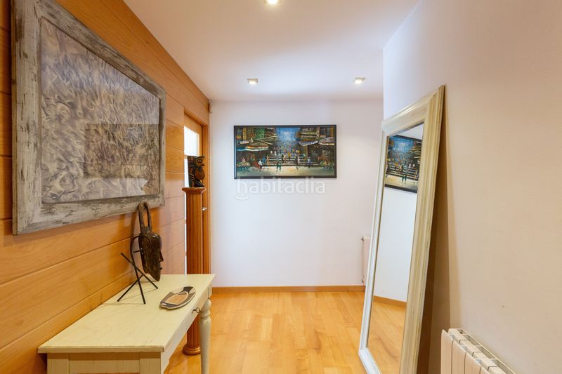 Foto f09c93ae-ffc0-45cf-8467-3af08e0e5ac4. Pis amb calefacció aparcament piscina a Tiana