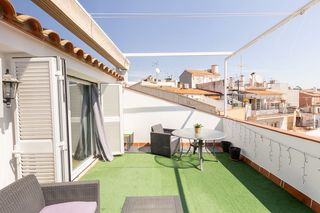 Pis a Canet de Mar. Exclusivo �tico d�plex en canet de mar con terrazas y vistas al