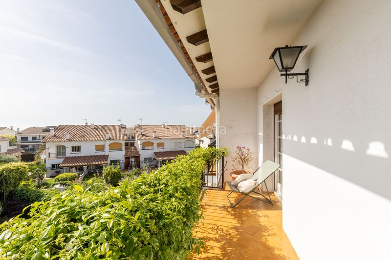 Foto c9eb8a02-cad7-44be-af1f-e1b49d3e0392. Casa amb calefacció aparcament piscina a Vilassar de Dalt