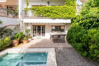 Casa a Vilassar de Dalt. Casa con piscina y parking en venta en vilassar de dalt, maresme