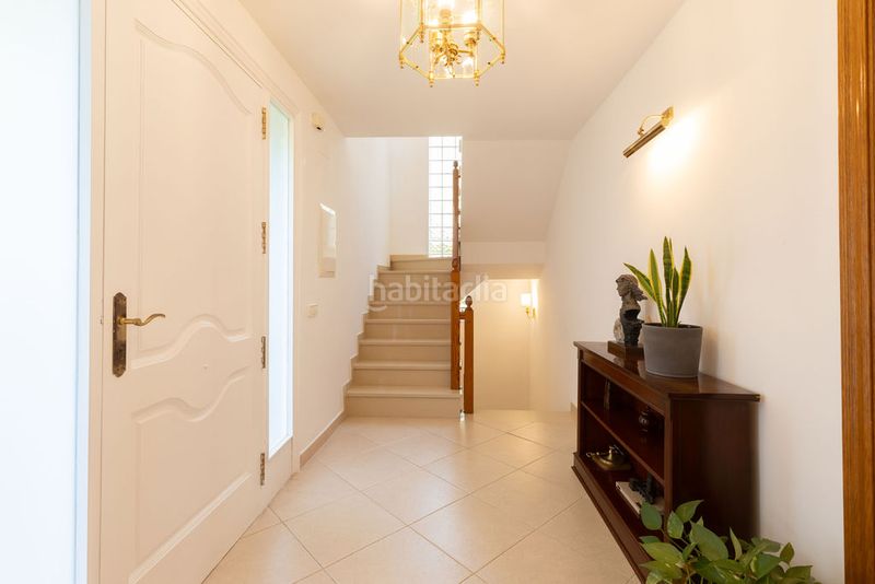 Foto a2f5a7a3-91c6-4d96-8bb7-9b79135d2cde. Casa amb aparcament piscina a Caldes d´Estrac