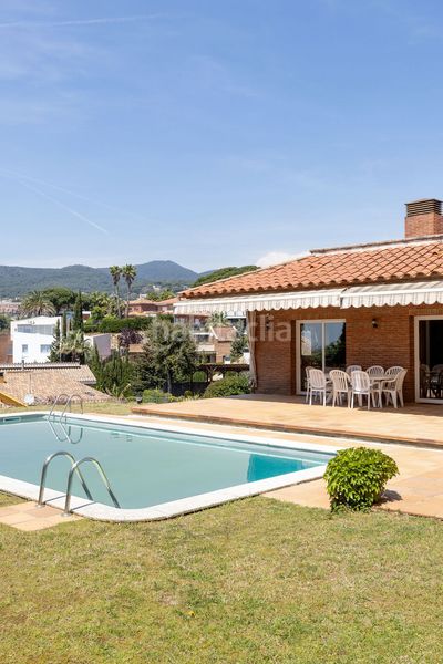 Foto 50c609b7-75f7-4e06-a47c-1f3c55fc6280. Casa amb aparcament a Caldes d´Estrac