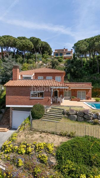 Foto 5da2ce36-b450-4828-813c-129ea2c3ee40. Casa amb aparcament a Caldes d´Estrac