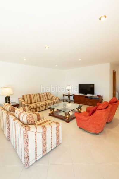 Foto d8a2341a-44ad-4591-a016-904be8caf3ee. Casa amb aparcament a Caldes d´Estrac