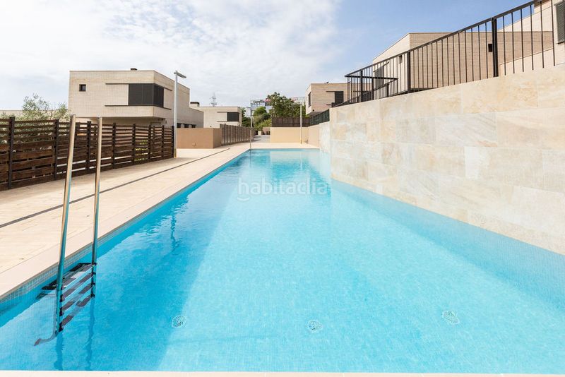 Foto 91b631b6-eb27-4ea4-88a5-5d796e5bb4fb. Casa amb aparcament piscina a Vallveric Mataró
