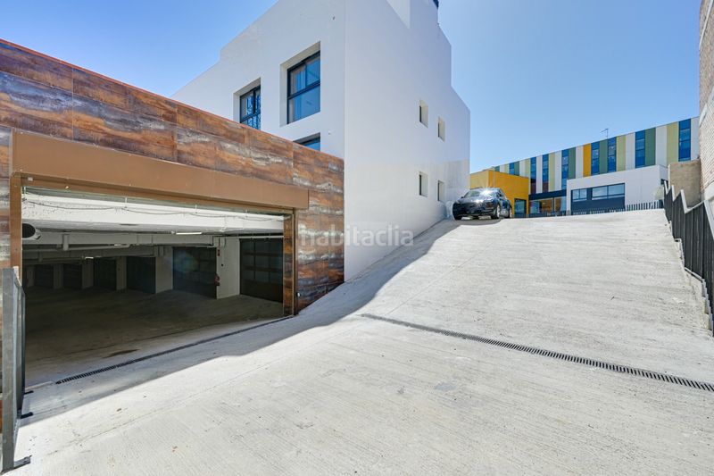 Foto aebc7875-904e-4a67-99ec-767f0dc54f4c. Casa amb calefacció aparcament piscina a Montgat