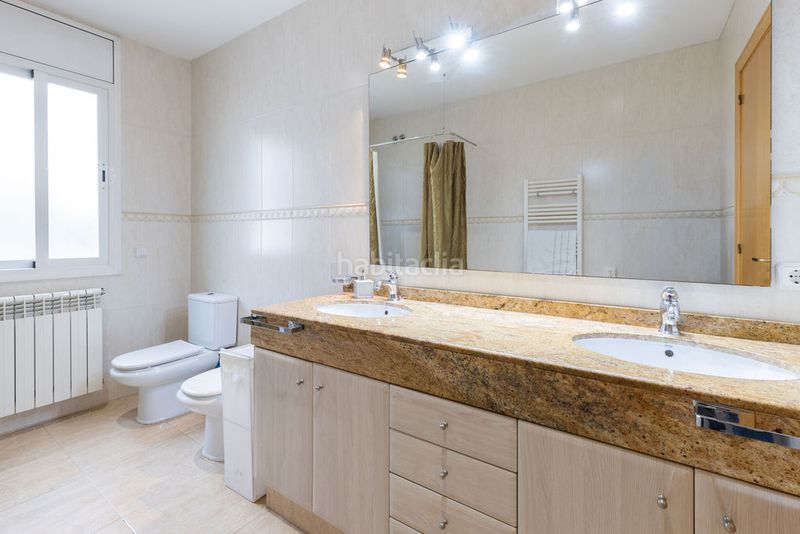 Foto f38a104c-eb25-4aff-a7d7-c6e290314797. Casa amb calefacció aparcament piscina a Canet de Mar