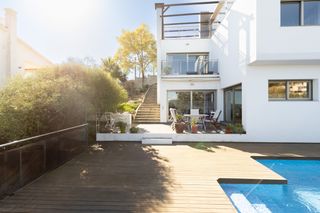Maison à Sant Cebrià de Vallalta. Casa en sant cebrià de vallalta con piscina y vistas al mar