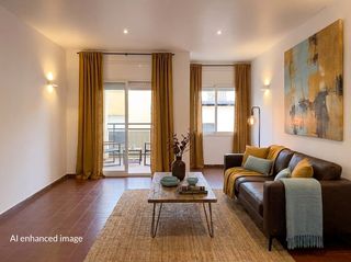 Apartament a Centre. Amplio piso exterior en una de las zonas más tranquilas de santa